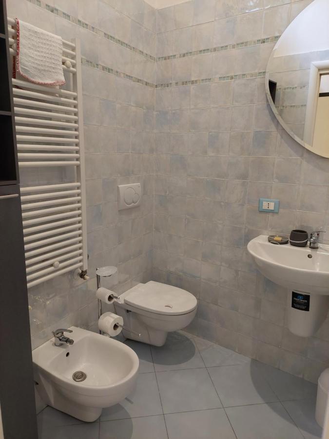 2Towers Holiday House_Centro Storico Di ボローニャ エクステリア 写真